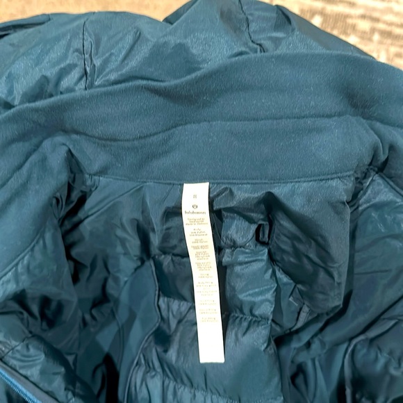 Lululemon Down for it All running jacket - Picture 2 of 5